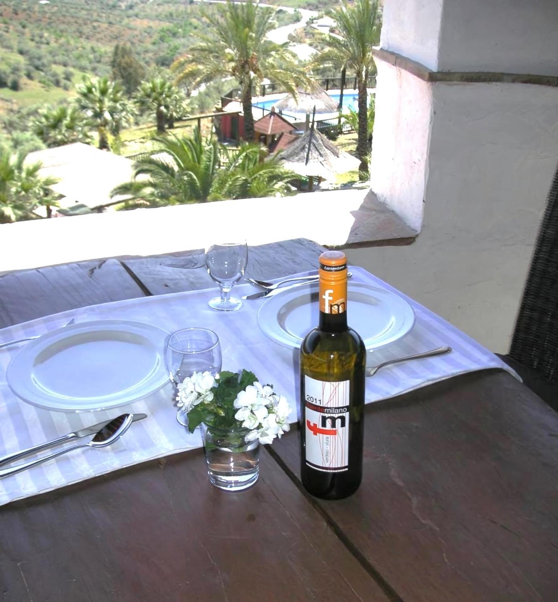 Rural Cottage, With Pool & Optional Private 6 Guests Jacuzzi Tolox Bagian luar foto