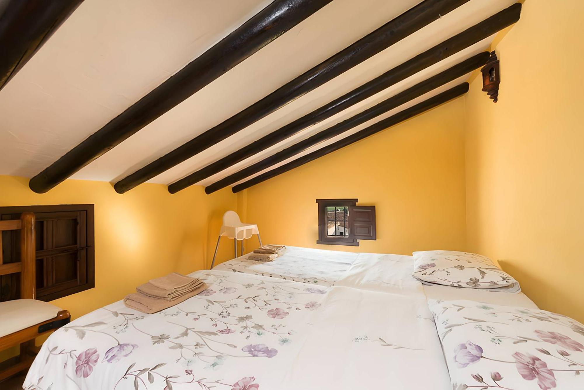 Rural Cottage, With Pool & Optional Private 6 Guests Jacuzzi Tolox Bagian luar foto