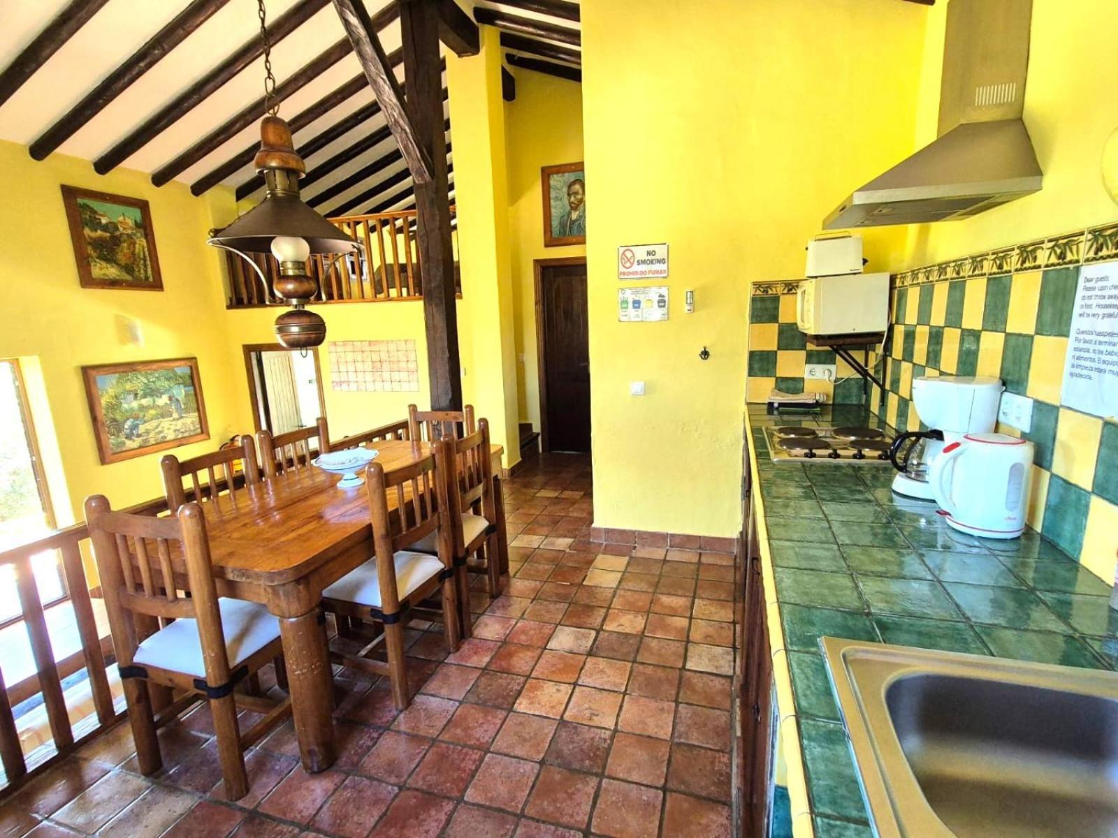 Rural Cottage, With Pool & Optional Private 6 Guests Jacuzzi Tolox Bagian luar foto